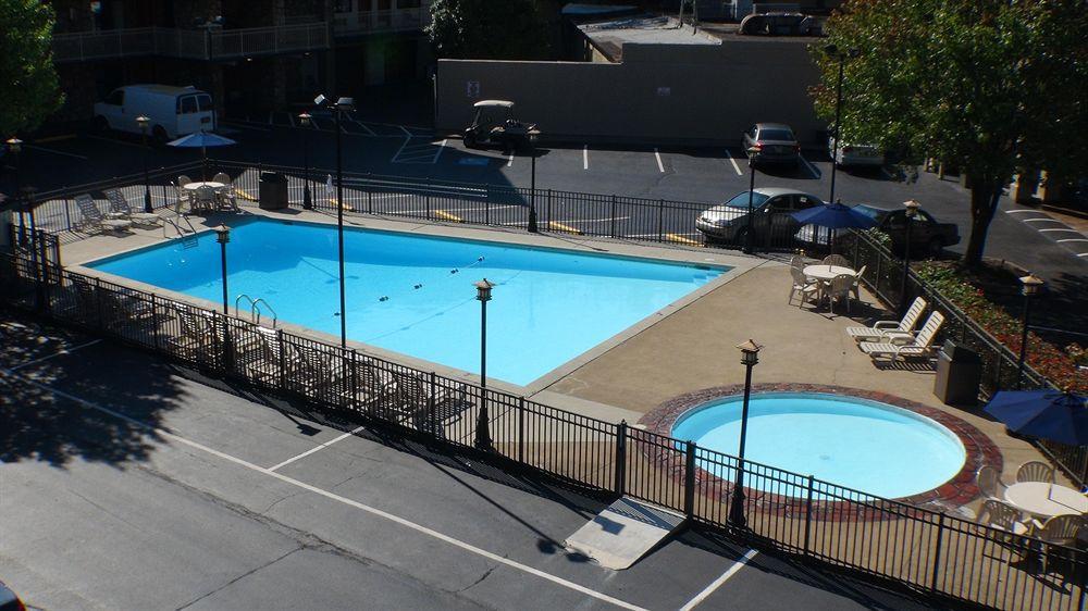 Zoders Inn And Suites Gatlinburg Ngoại thất bức ảnh